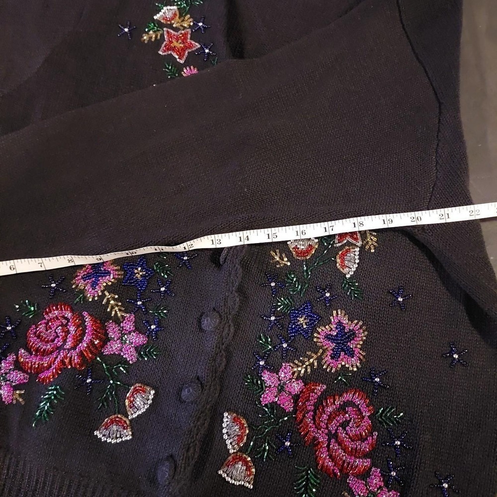 Vintage black beaded cardigan with scalloped neckline. - Picture 6 of 6